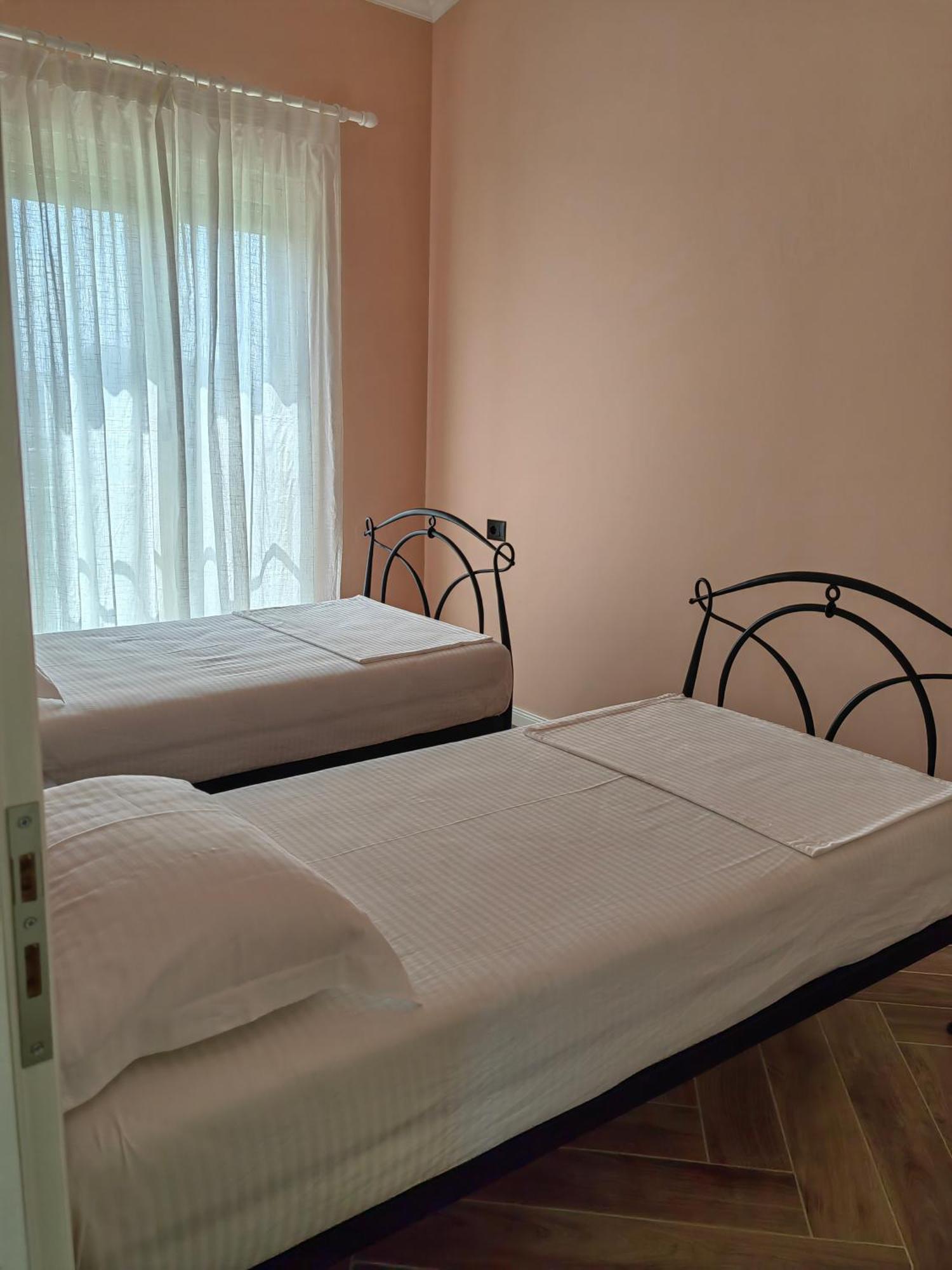 Tea Residence, Gjiri I Lalzit Apartments Durrës Eksteriør bilde