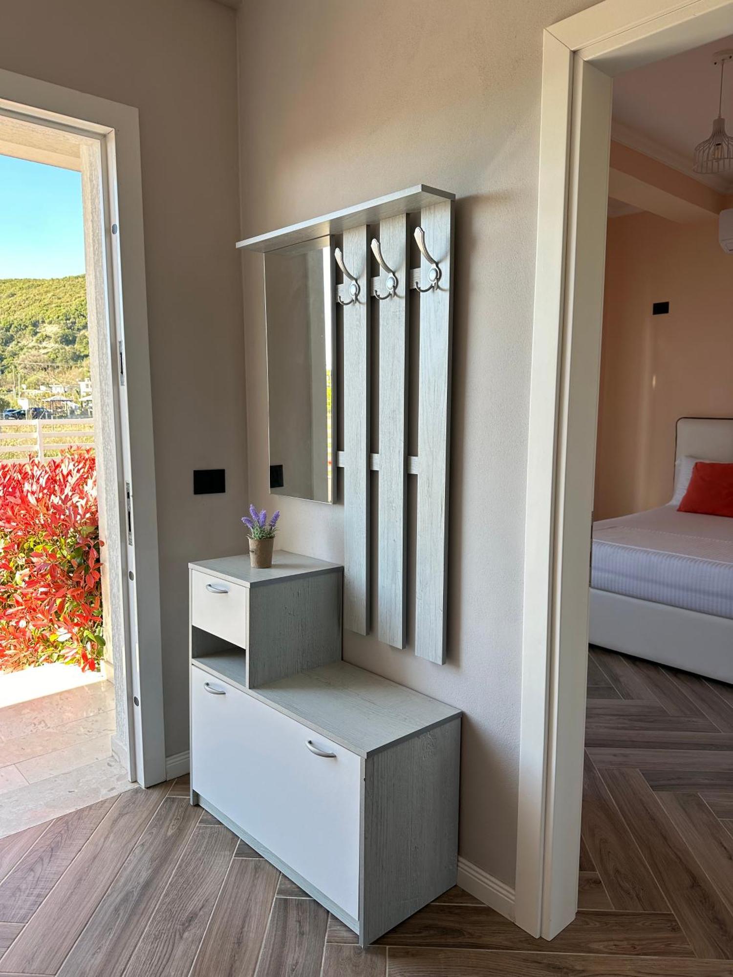 Tea Residence, Gjiri I Lalzit Apartments Durrës Eksteriør bilde