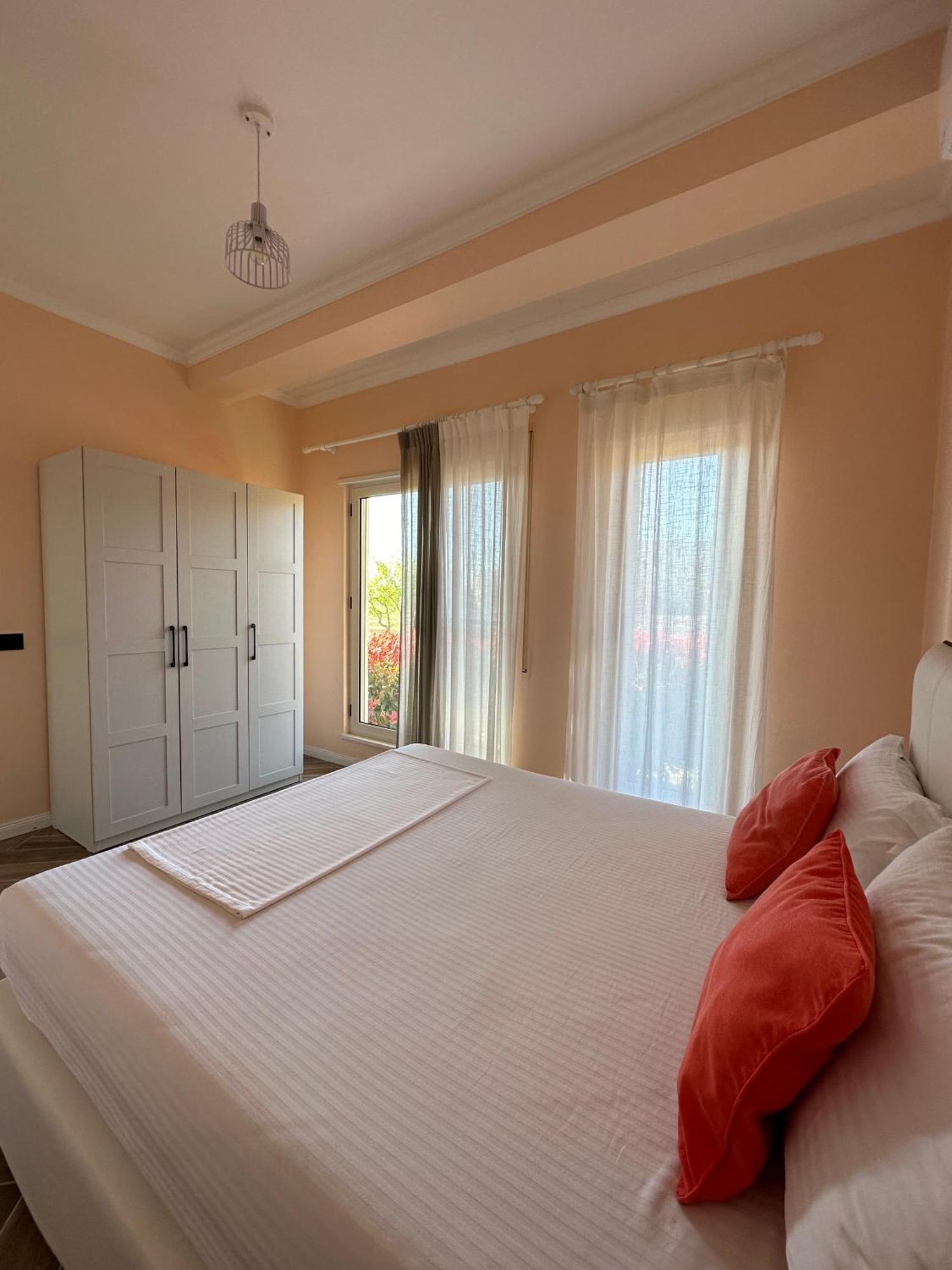 Tea Residence, Gjiri I Lalzit Apartments Durrës Eksteriør bilde