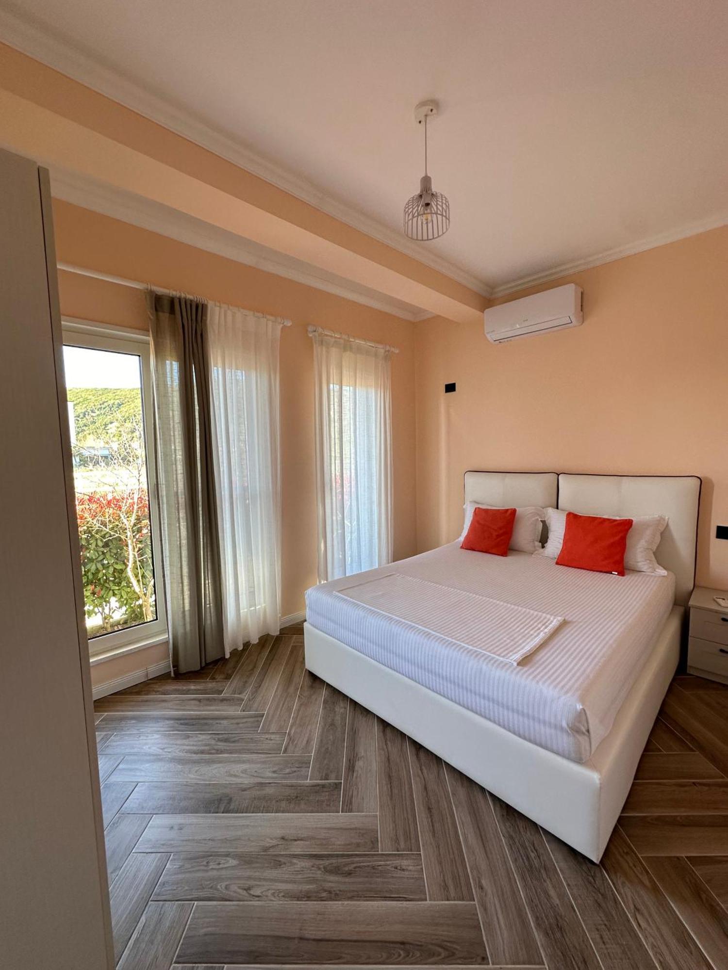 Tea Residence, Gjiri I Lalzit Apartments Durrës Eksteriør bilde