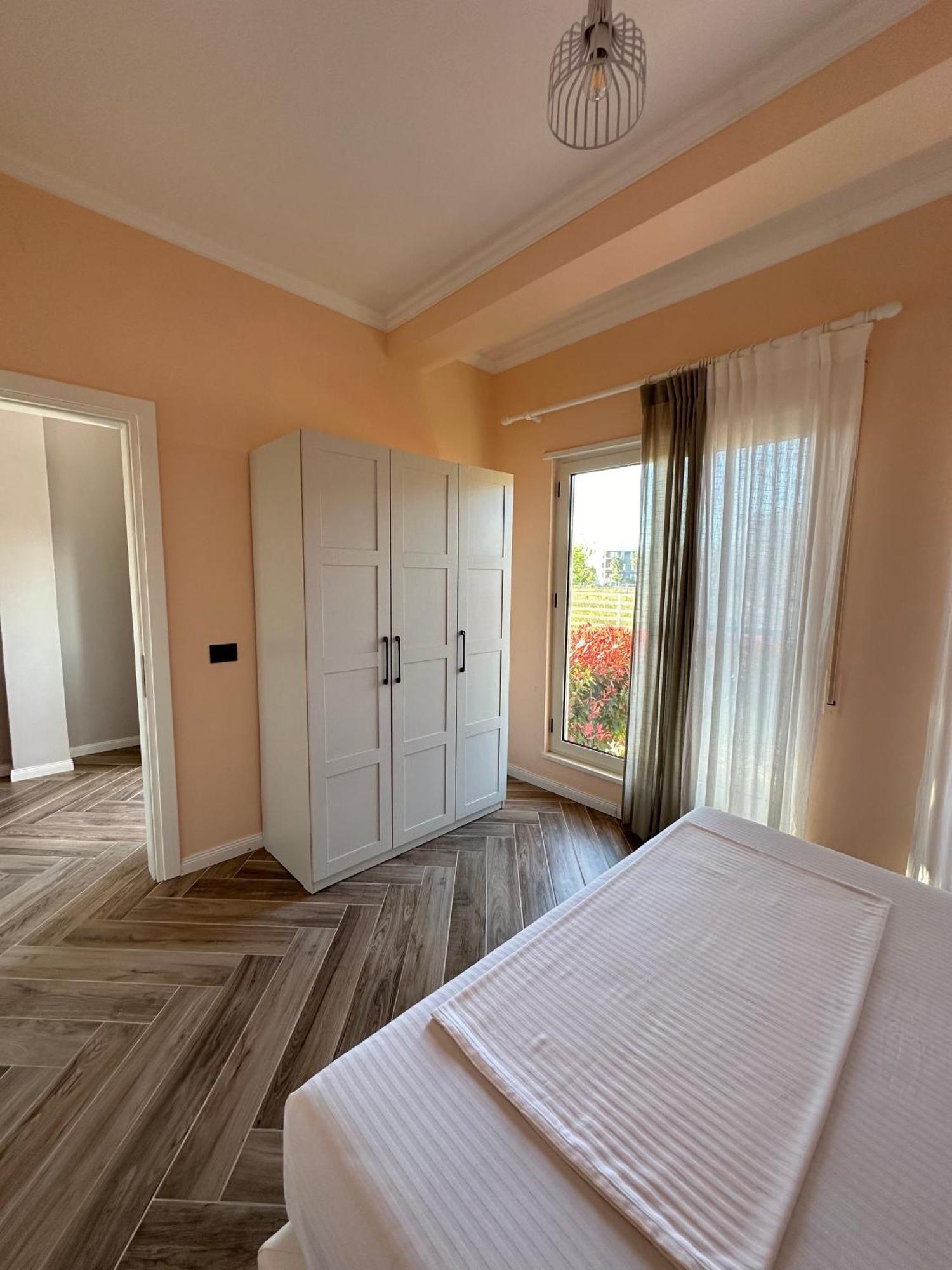 Tea Residence, Gjiri I Lalzit Apartments Durrës Eksteriør bilde